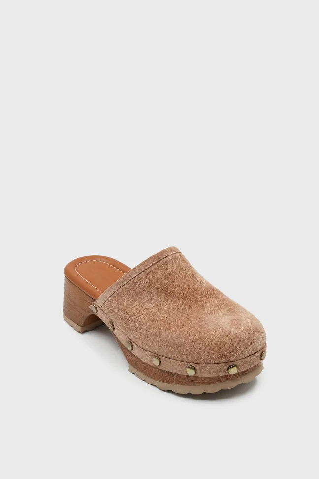 SKA-010 Camel Suede Women's Clogs