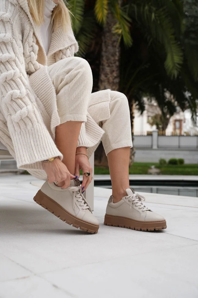 SKS-042 Beige Leather Women's Sneakers