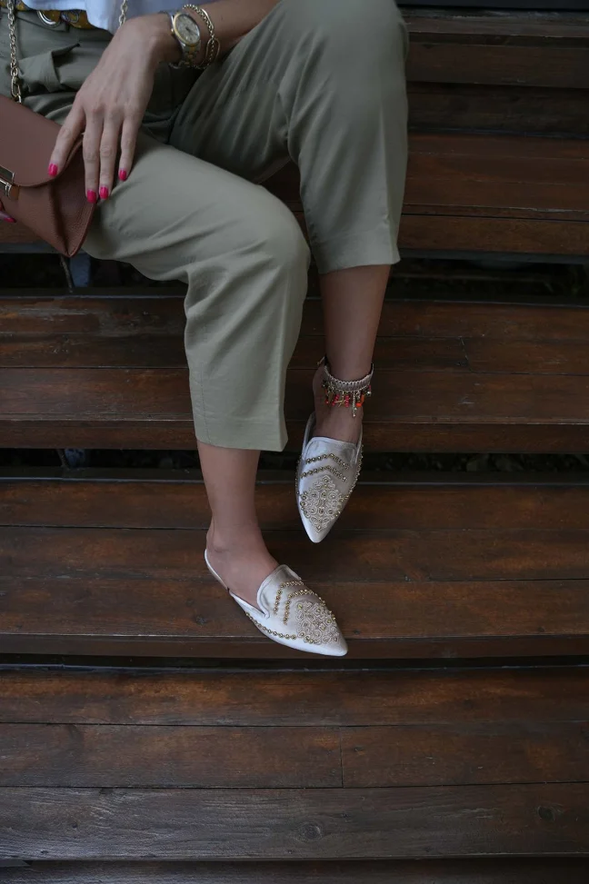 SKK-047 Gold Suede Women's Slippers