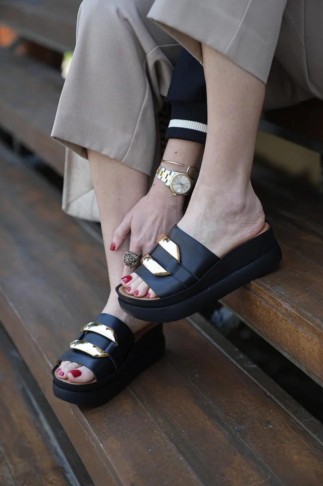 SKK-006 Black Leather Square Buckle Women's Slippers